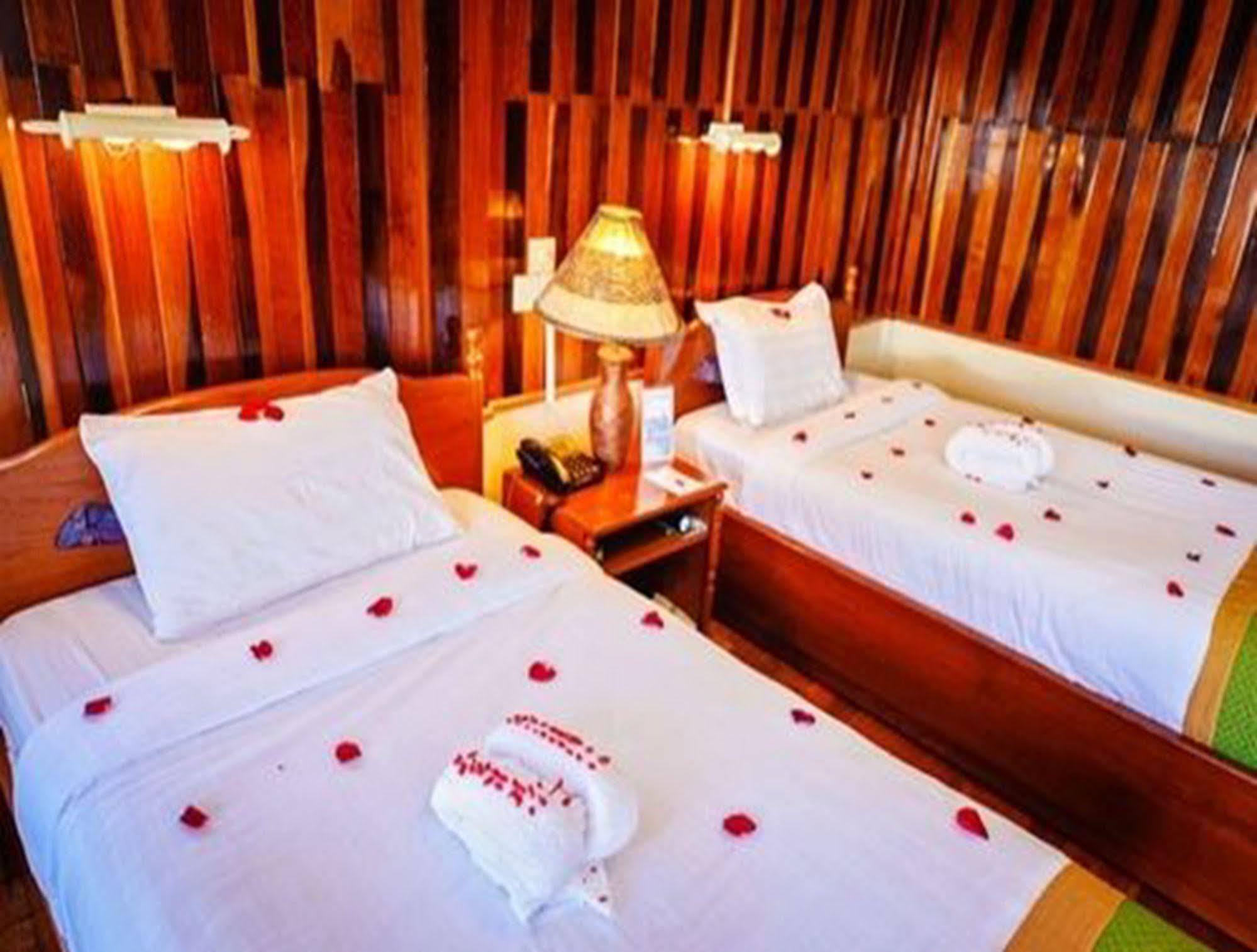 Pine Hill Resort Калау Екстериор снимка