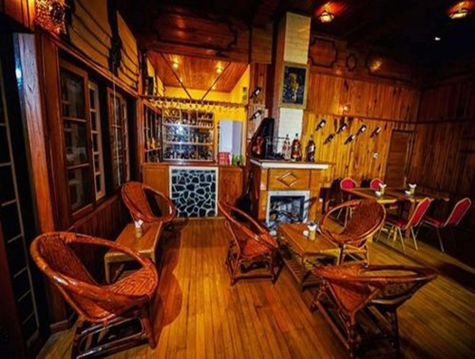 Pine Hill Resort Калау Екстериор снимка